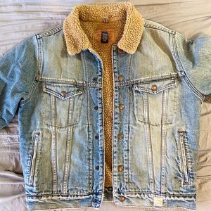 Abercrombie & Fitch Jean Jacket